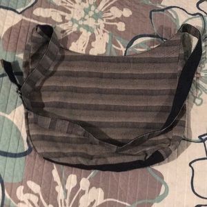 *new* Thirty-One Retro Metro Hobo Crossbody